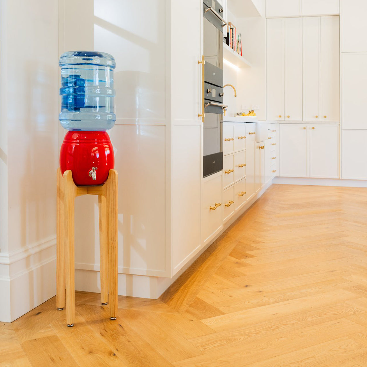 Premium Ceramic Dispenser – “Wonder Well - Sara” (Dispenser + 4 x 15L bottles)