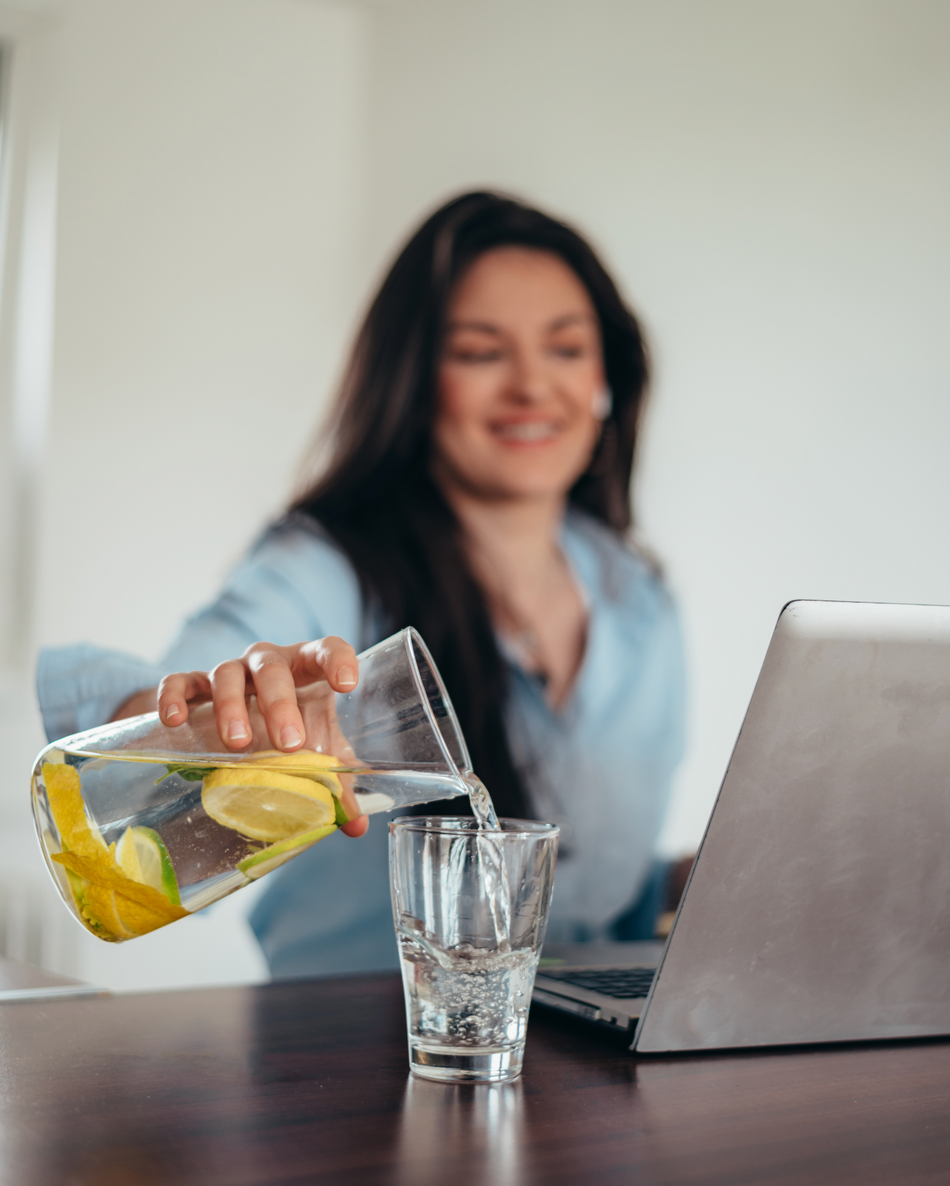 How Hydration Affects Your Energy, Focus, and Mood at Work