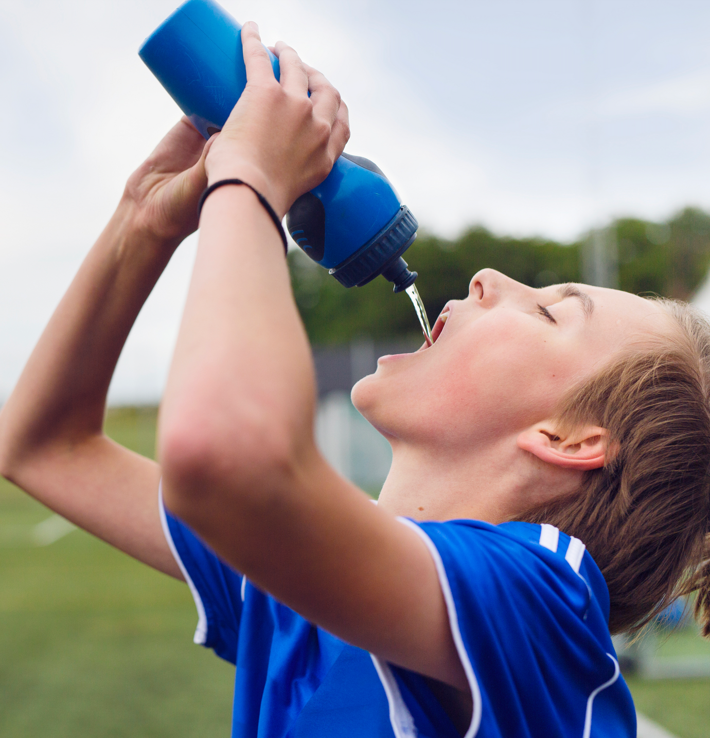 Hydration Tips for Active Families During School Holidays